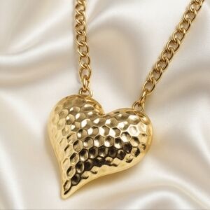 Hammered Gold Heart Pendant Necklace – Women’s Statement Fashion Jewelry 20-inch
